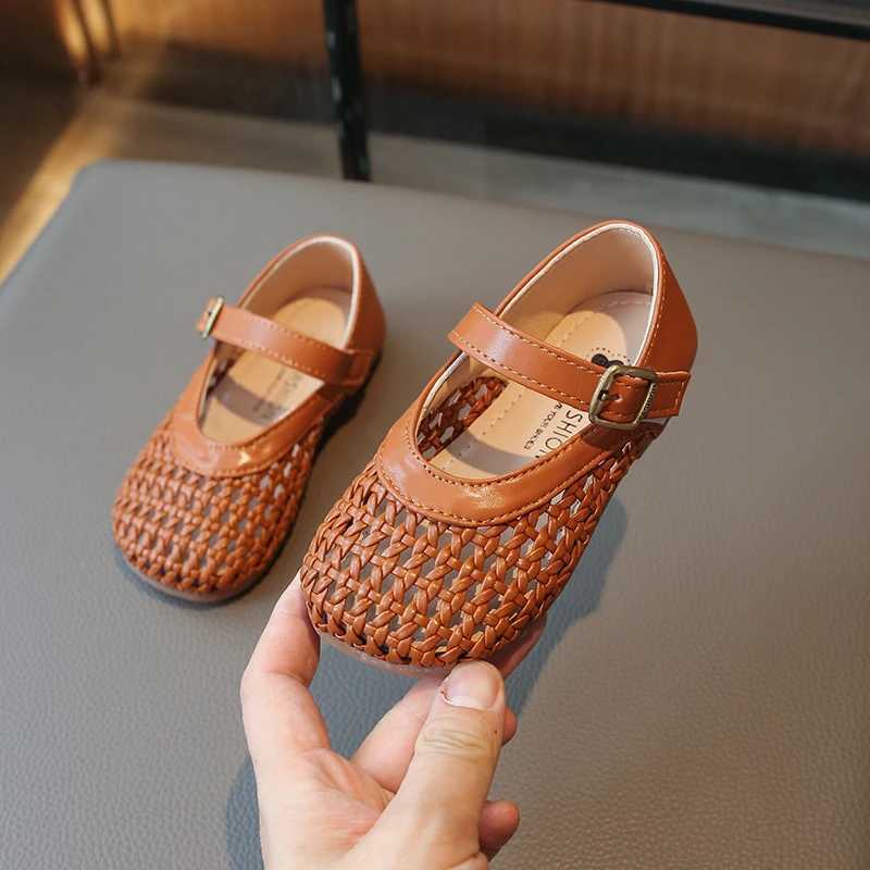 Sneakers Girls Artificial Leather Shoes 2024 Summer New Children Hollow Casual Sandals Kids Fashion Shoe H241221