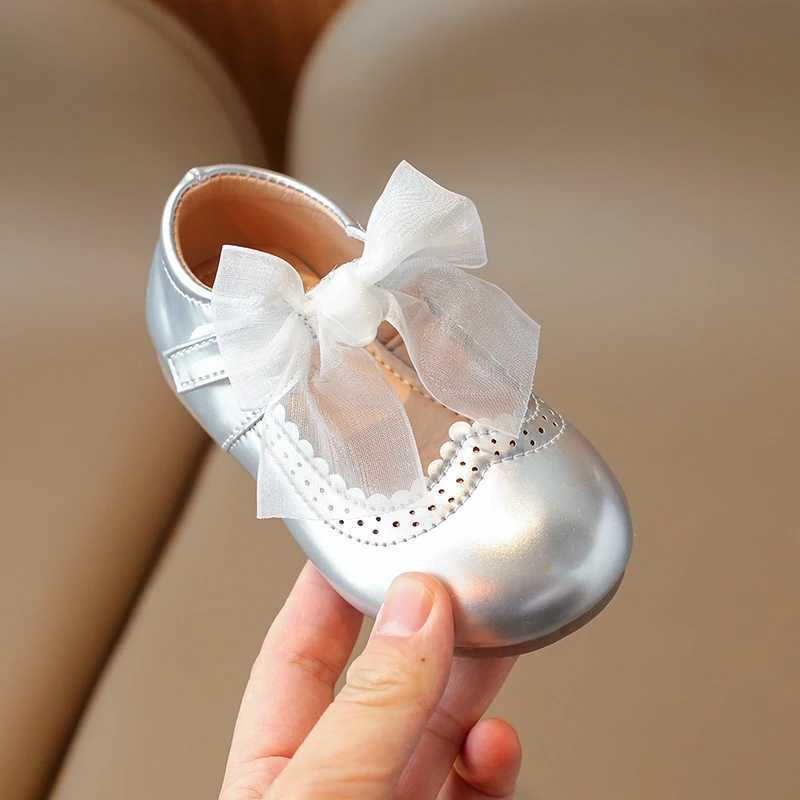 Sneakers Childrens Small Leather Shoes 0-6 Years Old Round Head Bow Candy Color Soft Girls Walking Shoes Flat Non-slip Kid Baby Sandals H241221