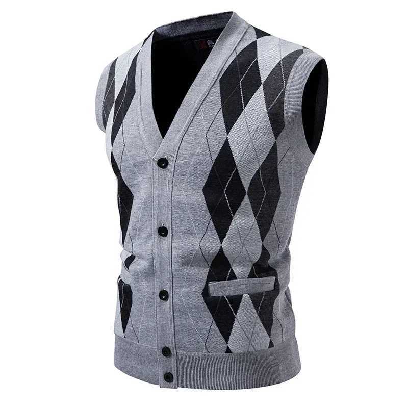 2025 Mens Knitted Cardigan Wool Vest Button Casual Warm Mens Knitted Sleeveness Mens ClothesXJ241221