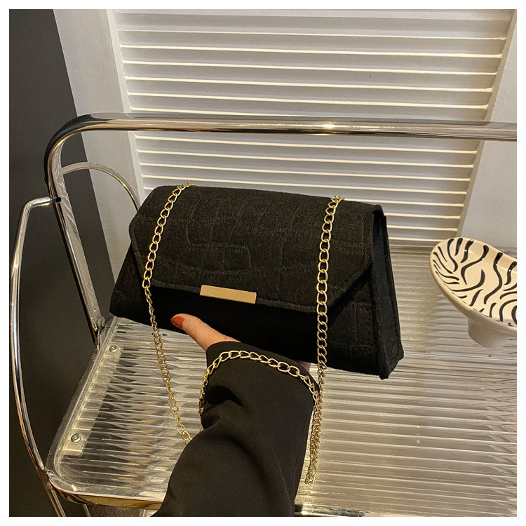 New Fashionable and Simple New Designer Fashion Shoulder Cross body Chain Personalized Shoulder Bag Trendy Crossbody Bag bag