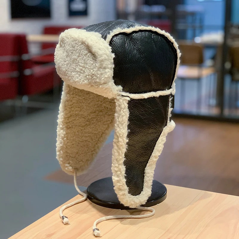 Lei Feng Hat Womens Winter Sheepskin Thick Warm Hat Ear Hood Protective Hat Leather Snow Hat with Ear Hood Windproof Warm Hat 241220