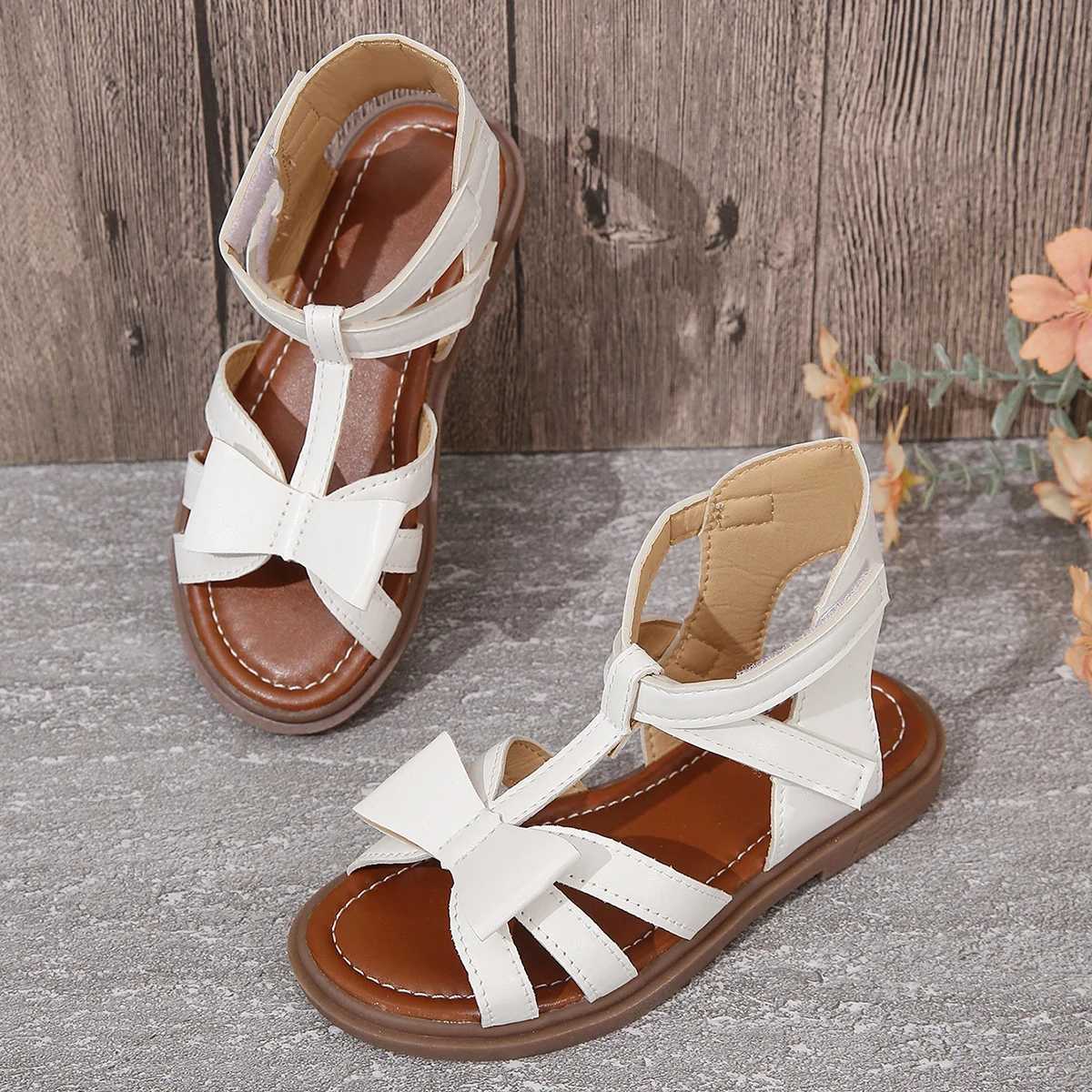 Sneakers Summer Girls Flat Round Toe Braided Hollow Tie Strap Design Velcro Cute Fashion Sandals H241221