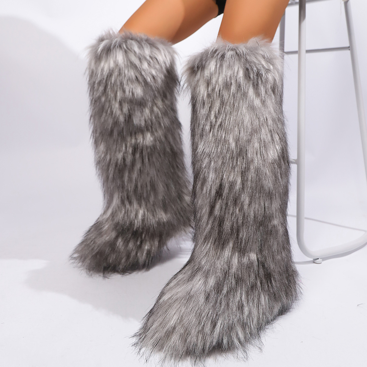 Furry warm boots 2025 Europe and the United States new tall net red trend knee-length leather boots thickened large size non-slip furry snow boots sup