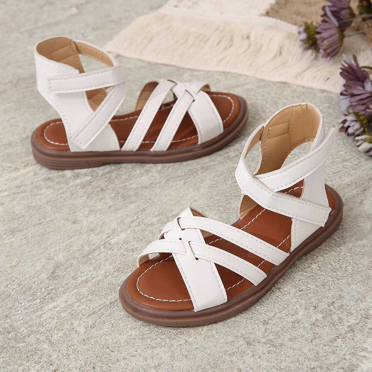 Sneakers Girls sandals new summer medium and large children princess shoes baby soft sole H241221