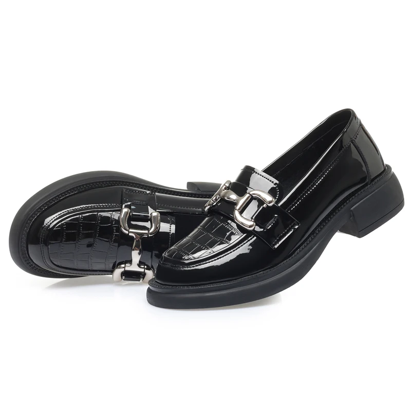 AIYUQI Women's Loafers Spring Round Toe Genuine Leather Ladies Shoes British Style Large Size Slip on Shoes for Women