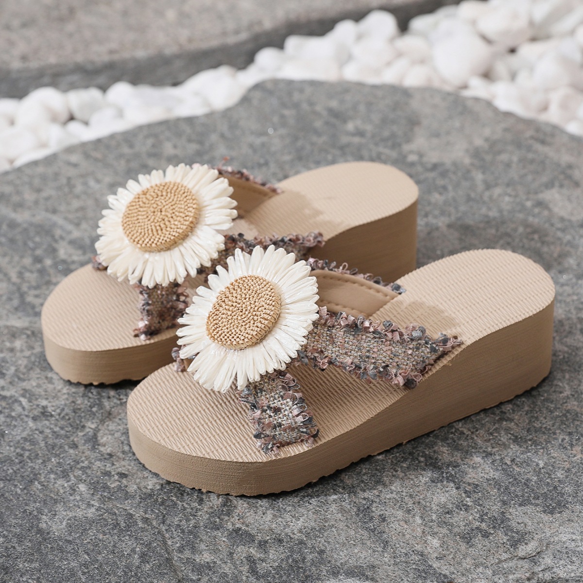 Men's Slippers Comfortable breathable Sandals Fashionable slides Women's Slippers Indoor Breathable Couple Outdoor Leisure Flip Flops 36-41