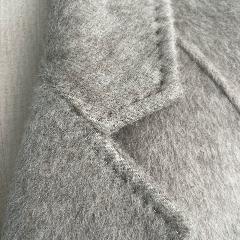 Elegant Solid Color Women's Wool Coats - Stylish & Warm Over-Sized Options