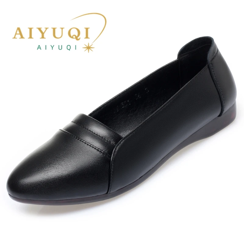 AIYUQI Mom Shoes Genuine Leather Flat Women Spring Shoes Non-slip Shallow Soft Sole Large Size Women's Shoes