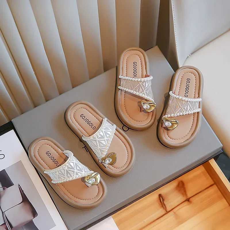 Slipper Summer New Non-slip Childrens Flip-flops Girls Fashion Beach Shoes Pinch Sandals Female Flowers Slippers Women Wear H241217