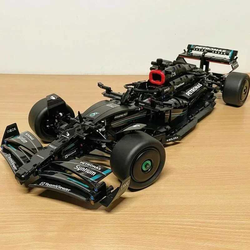 Free shipping 1642Pcs Technical F1 Performance Racing Car Model Building Blocks Set For Adults Bricks Toys Gifts Collection