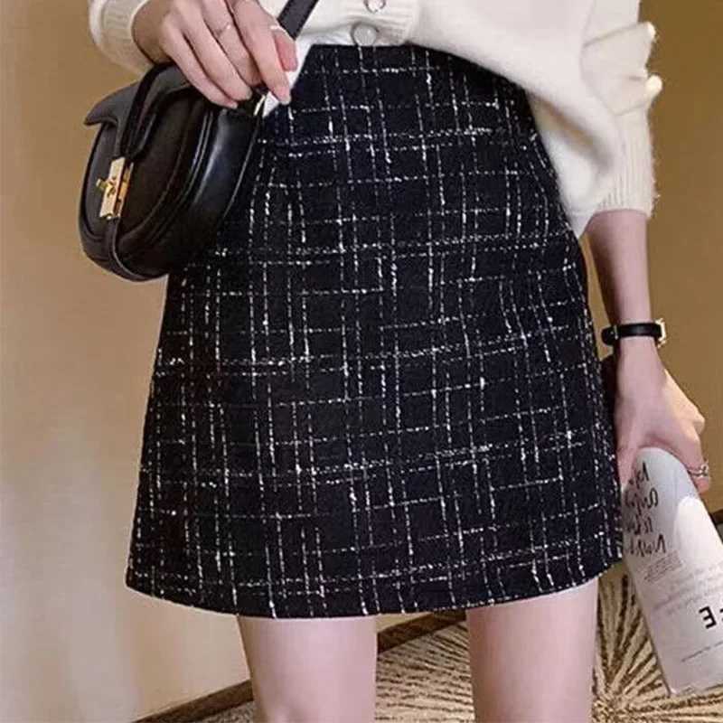 Glittery Tweed Skirt for Women High Waist with Gold Thread Pencil Mini Skirt Ladies Autumn WinterXJ241221