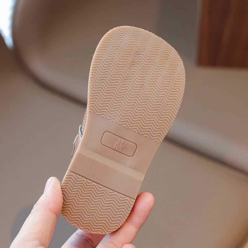 Sneakers Childrens Fashion Sandals New Brown Breathable Soft Boys Girls Leather Shoes White Fashion Flat Non-slip Kid Baby Single Shoes H241221