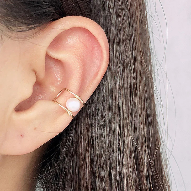 Domino Handmade Simple Cute White Pearl Clip Earrings Non Pierced Ear Cuff Wire Wrapping gift for women in Fashion 241220