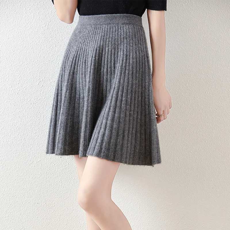Korean Skirt 100% Merino Wool Womens Knitted Mini Skirt Autumn and Winter Womens Fashion Solid Color Small Umbr SkirtXJ241221