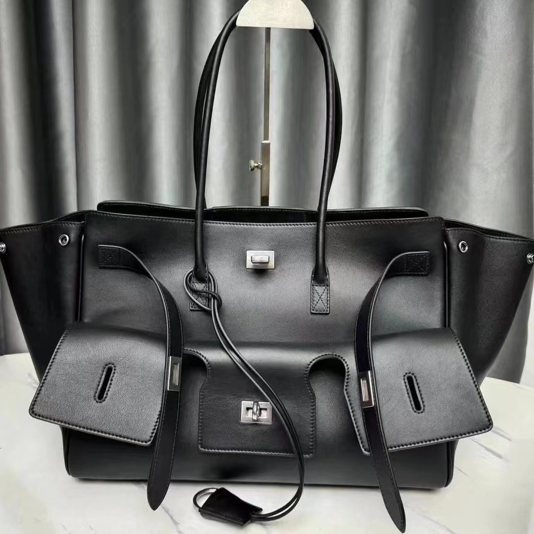 Shoulder Bags 2025 Black Designer Bag Wallet Cyme Leather Shoulder Bag Womens And Mens Handbags Weekend Handbags Pocket Shopping Bags Free Delivery