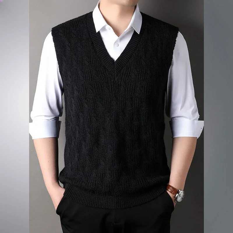 Fleeced Warm Sweaters Male Thick Sleeveless Mens Knitted Vest Harajuku High Quality Y2k Korean Fashion Top Cashmere WaistcoatXJ241221