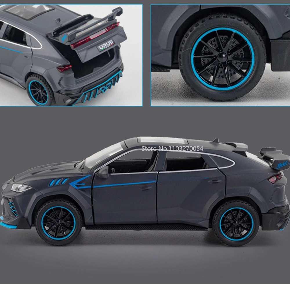 1/32 URUS Alloy Car Model Diecasts Toys Metal Vehicles 6 Doors Open With Sound Light Pull Back Child Toys Boys Ornament GiftsXJ241221