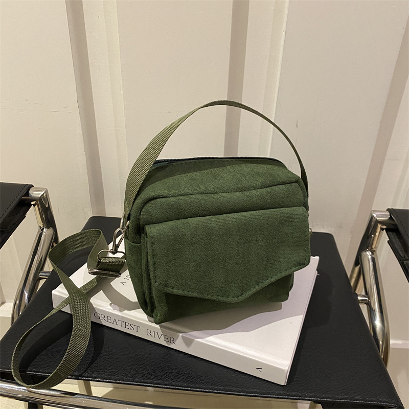new Korean version single shoulder crossbody bag casual hundred bag designer fashionable and avant garde outdoor backpack trend shoulder bag bag