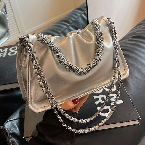2023 New Little Red Book Single Shoulder Chain Bag Premium Versatile Cocoa