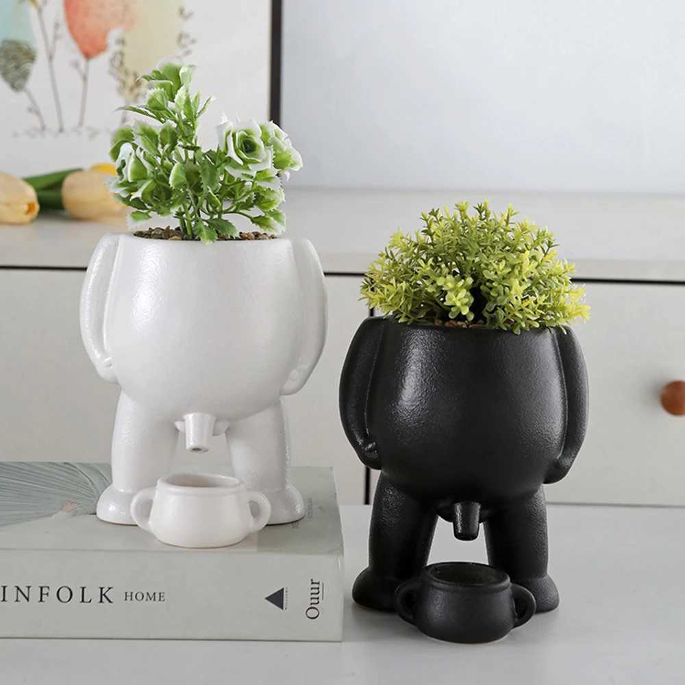 Planters Pots Spoof Ceramic Peeing Potted Plant Wear Resistant Flower Planter Resuable Desktop Plant Display Pot for Bedroom Patios Desk S2412216