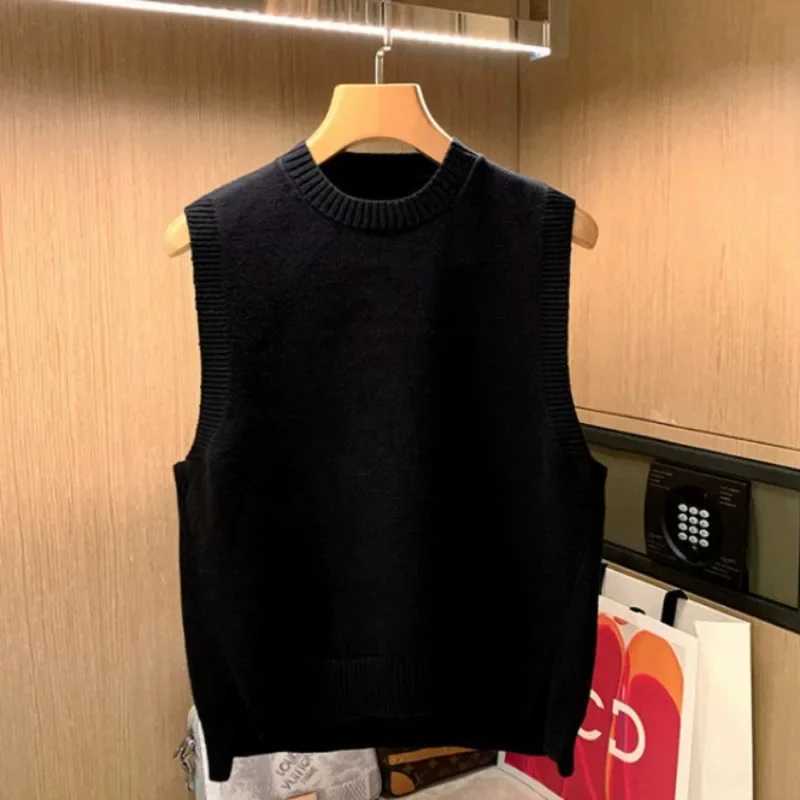 Mens Clothing Sleeveless Knit Sweater Male Crewneck Brown Solid Color Vest Waistcoat Plain Round Collar X Korean 2024 Autumn AXJ241221