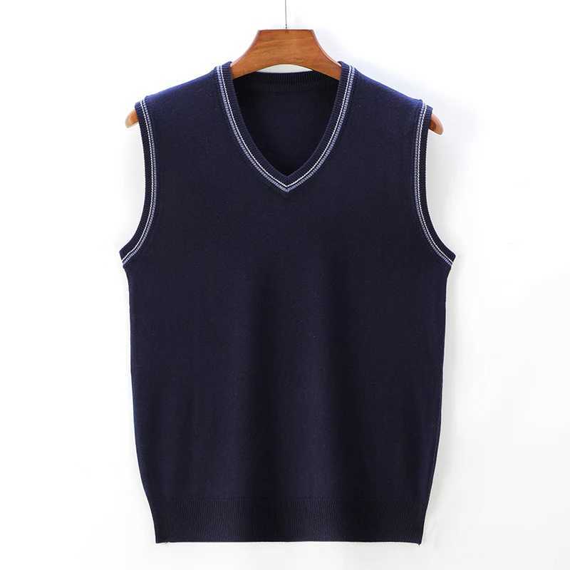 2024 Autumn V-neck Fashionable and Handsome Sweaters Vests Sleeveless Business Casual Sweater Mens Clothing Pull Homme ChalecosXJ241221