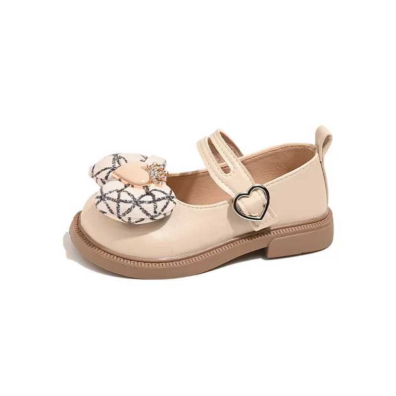 Sneakers Childrens Leather Shoes Sweet Heart Crown Elegant Girl Princess Shoes Fashion Chic Kids Causal School Mary Jane Shoes Versatile H241221