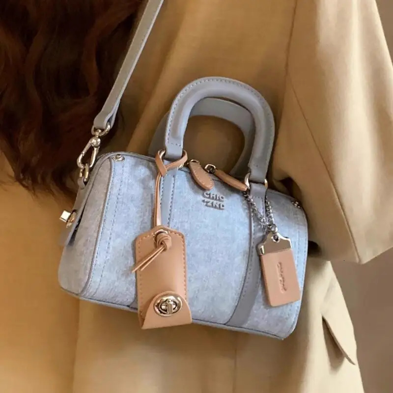 In Denim Canvas Top Handle Bags for Women High Quality Blue Pillow Handbags Simple Versatile Female Armpit Crossbody 241213