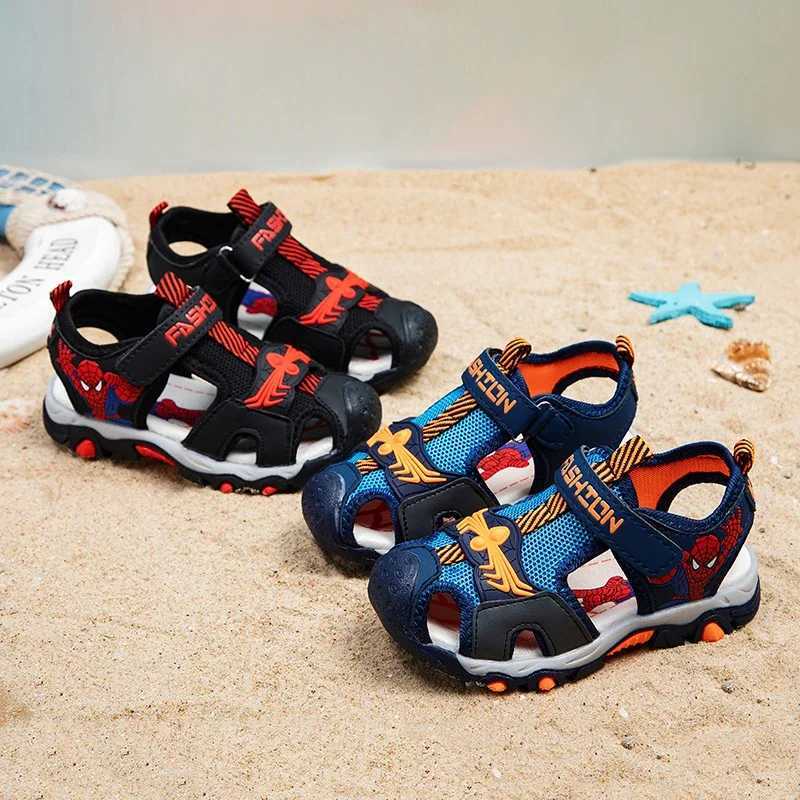 Sneakers Summer boys sandals black red hollow breathable boys and girls sports shoes gray blue soft non slip childrens sports sandals H241221