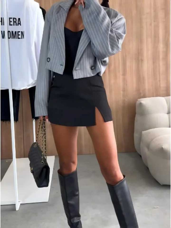 Sexy Split Short Skirt Womens Solid Color Mini Skirt Fashion Casual Autumn Black SkirtXJ241221