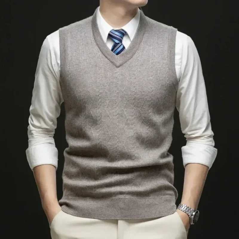 Trendy New Mens Business Casual Pullover Wear Warm Sleeveless Wool Knitted Sweater VestXJ241221