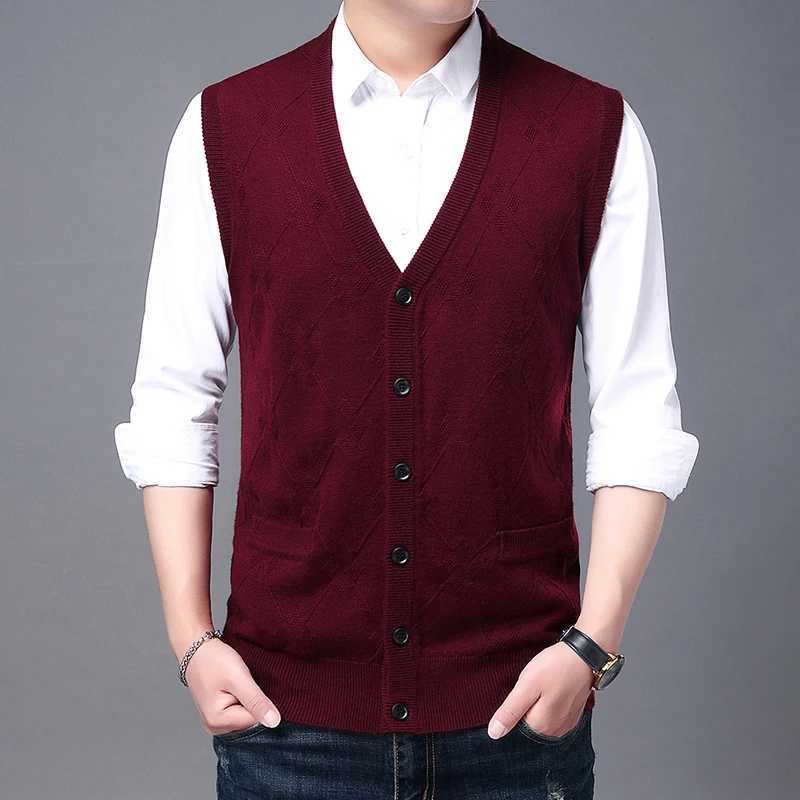 Anti-pilling Top Grade New V Neck Fashion Brand Knit Cardigan Casual Preppy 2024 Autum Sweater Vest Sleeveless Mens ClothingXJ241221