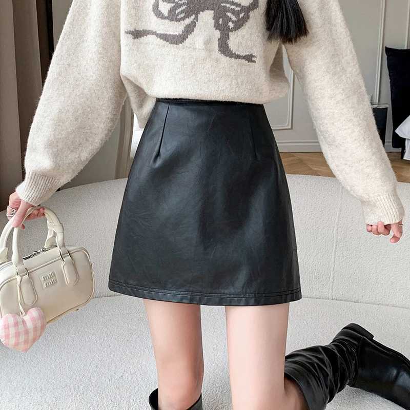 Ladies New Fashion PU Leather Mini Skirt Korean Style Autumn Winter High Waist A-line Leathers Skirts Women Casual Short SkirtsXJ241221