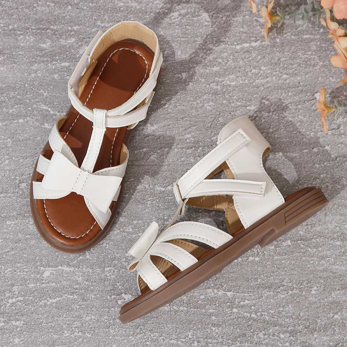 Sneakers Summer Girls Flat Round Toe Braided Hollow Tie Strap Design Velcro Cute Fashion Sandals H241221