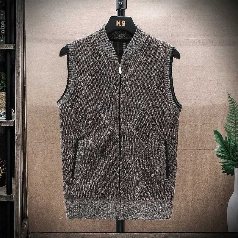 Men Wool Sweaters Vest 2024 Autumn Winter Fleece Warm Casual Zipper Cashmere Sleeveless Solid Sweater Knitted Veste Men ClothesXJ241221