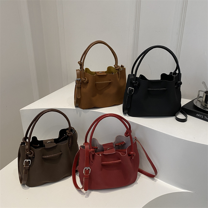 New trendy personalized texture bucket trendy designer temperament fashionable shoulder bag simple frosted shoulder crossbody bag bag