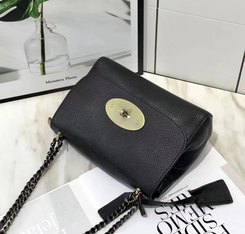 New Famous Brand Design Shoulder Bag 100% Genuine Leather Chain Women Handbag Solid Flap Crossbody Bags