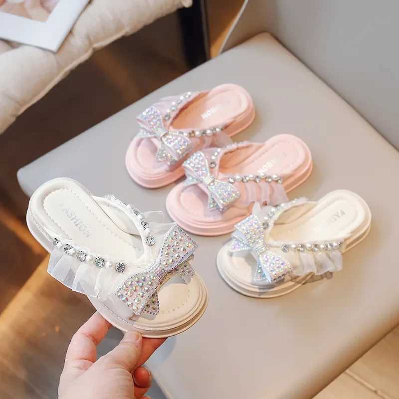 Slipper Summer Kids Slippers for Girls Fashion Rhinestone Bow Beach Shoes Soft Sole Anti Slip Crystal Princess Shoes Casual Sandals H241217