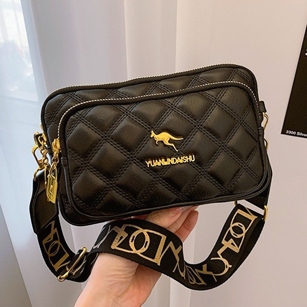 Womens Designer Shoulder Bags: Chic Flap Bag With Dia Pattern, Lightweight Single Crossbody For Everyday Elegance New Free Delivery Designer Bag