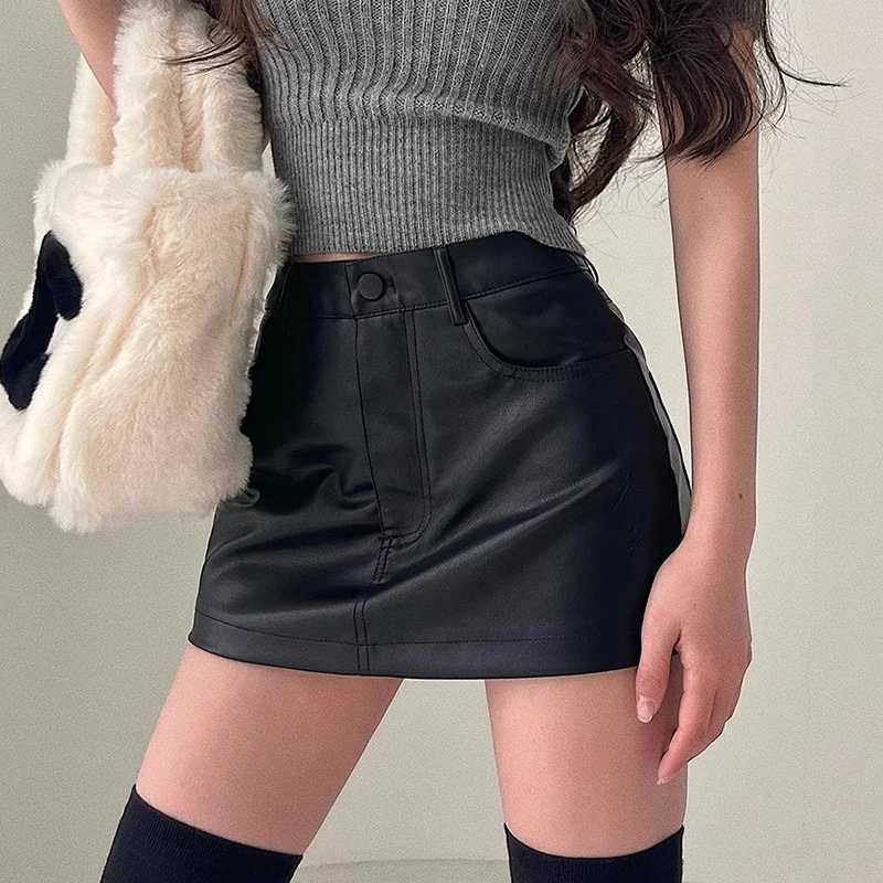 Black PU Leather Culottes American Retro High Waist Versatile Shorts Fashion Chic Design Sexy Hip Wrapped Mini SkirtXJ241221