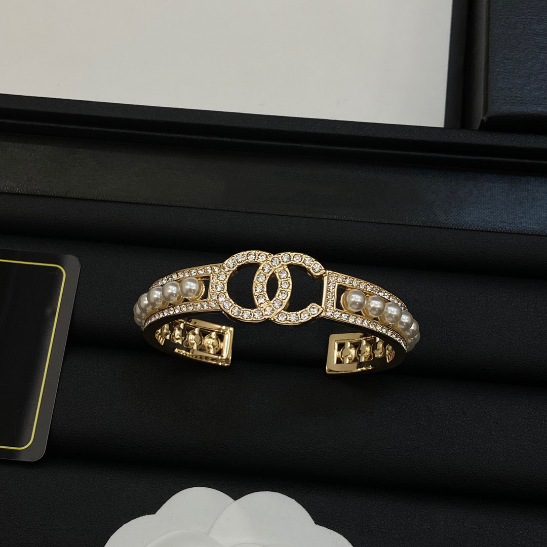 Luxury Bracelets gold bracelet Bangles Opening Bracelet With Pearls Women engagement Jewelry Lady Party Gifts Wholesale
