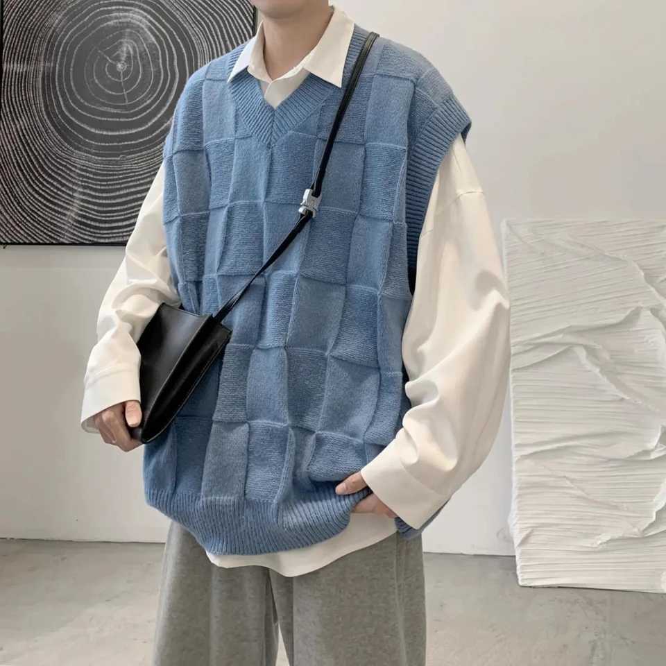 Spring Autumn Fashion Solid Casual Pullover Tess Vest Men Loose Knitted Top Student Preppy Style Sweater Gentle Retro PatchworkXJ241221