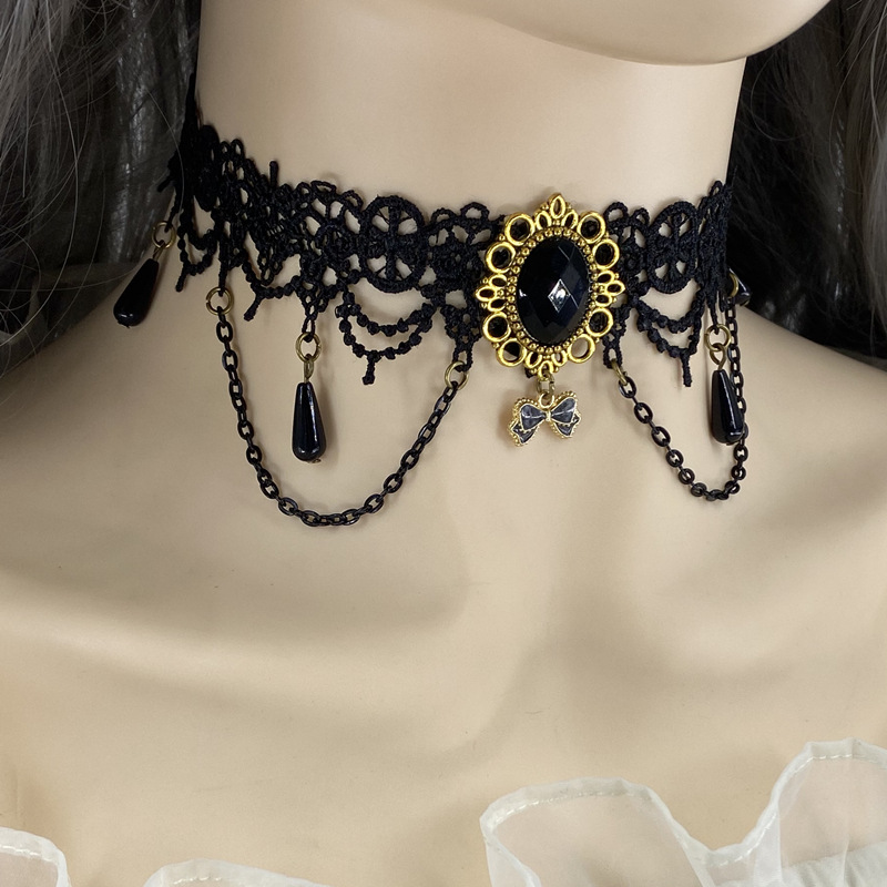 Fashion Velvet Choker Necklace for Women Vintage Onyx Sexy Lace Necklace with Pendants Gothic Girl Neck Jewelry Accessories Lolita Goth Choker Tassel 