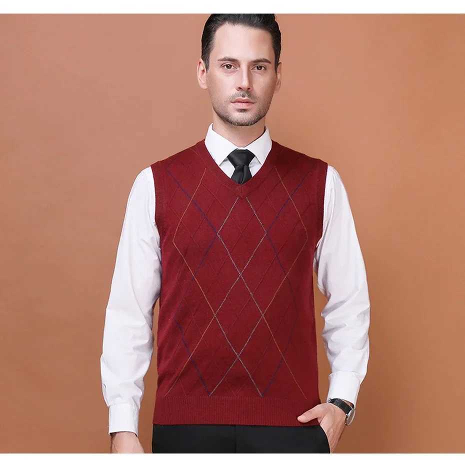 Autumn New Mens Wool Sweater Pullover Sleeveless Basic Knit Vest Casual Fashion V Neck Striped Plus Size 3XLXJ241221