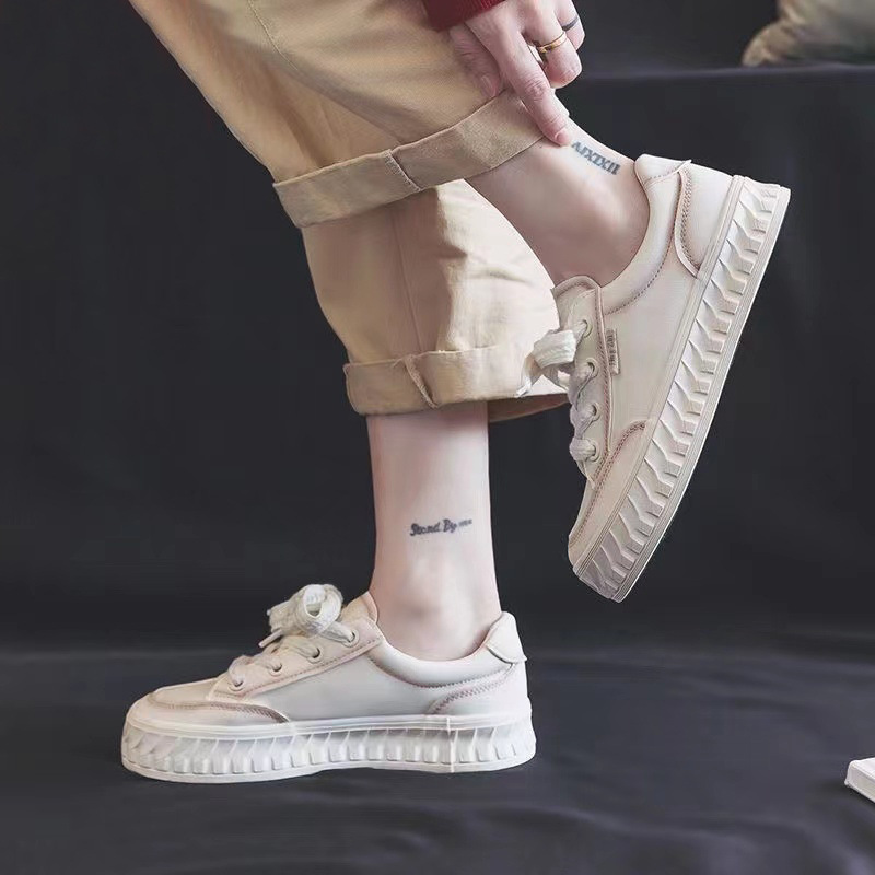 2025 Womens Light Running Shoes Jogging Shoes Breathable Women Sneakers Slip On Loafer Shoe Momens Casual Shoes