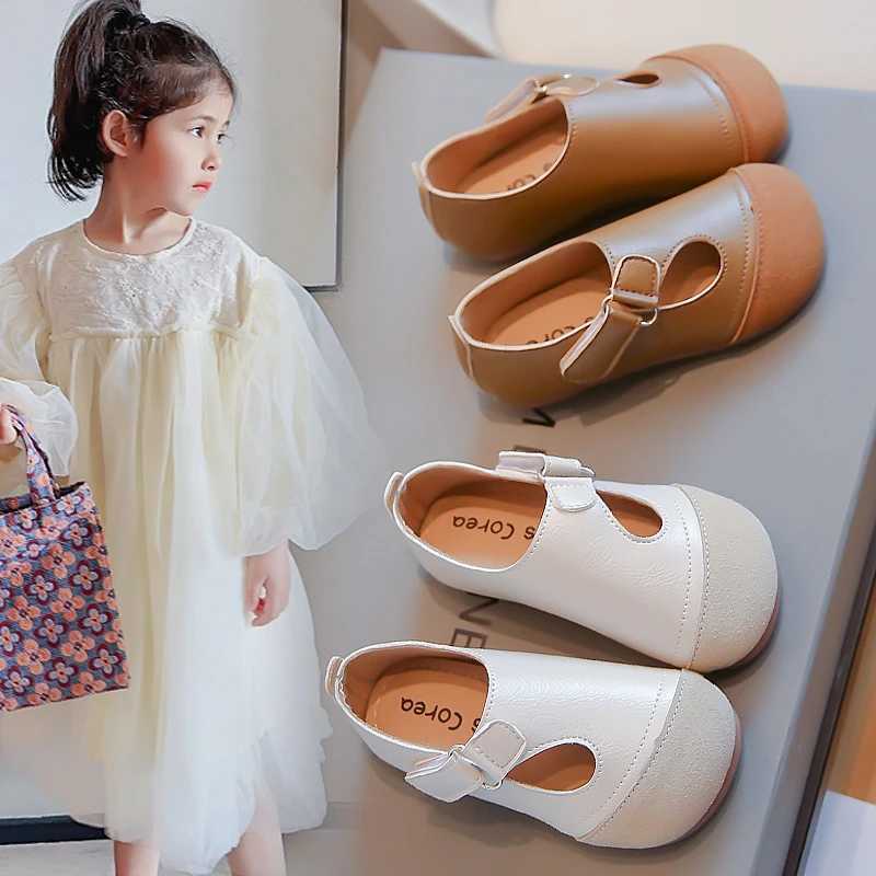 Sneakers Childrens Flat Sandals Four Seasons Beige Shallow Mouth Boys Girls Leather Shoes Dark Brown Soft Non-slip Kid Baby Single Shoes H241221