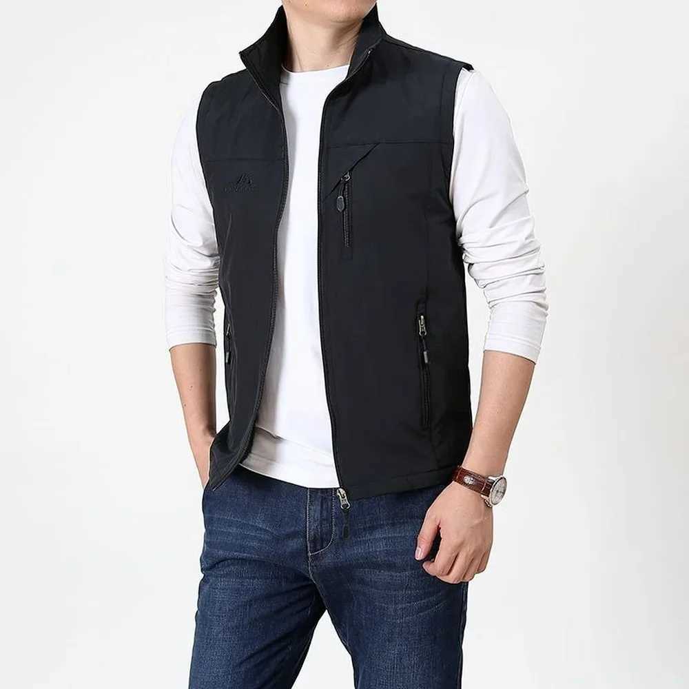 Summer Thin Vest Jacket Men Outdoor Casual Clothes Lightweight Short Sleeve Vests Men Stand Collar Male Trekking Coat TravelingXJ241221