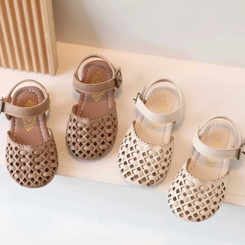Sneakers Summer Children Sandals Hollow Out Closed Toe Girls Shoes Soft Sole Breathable Princess Beach Sandals Kids Flat Roman Shoes H241221