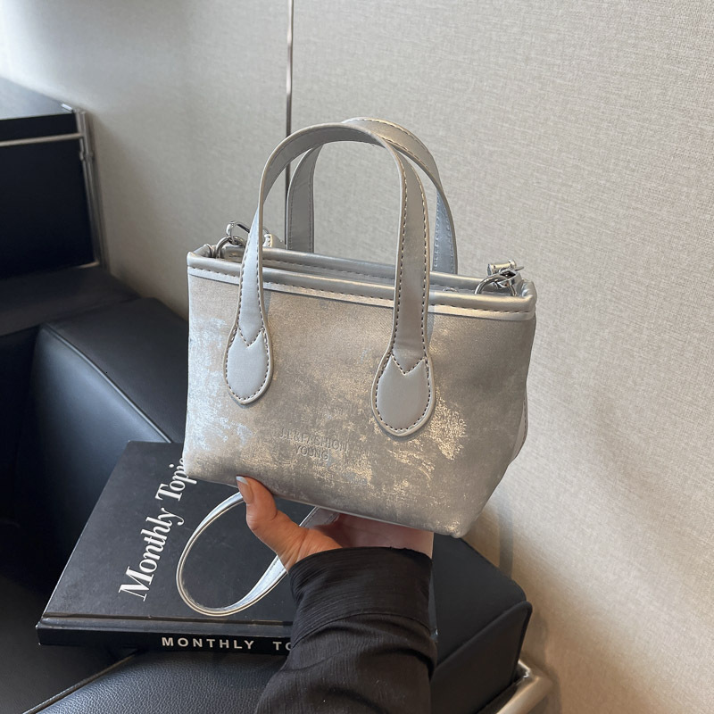 new fashion Korean designer handbag niche simple small square bag high end fashion shoulder crossbody bag bag