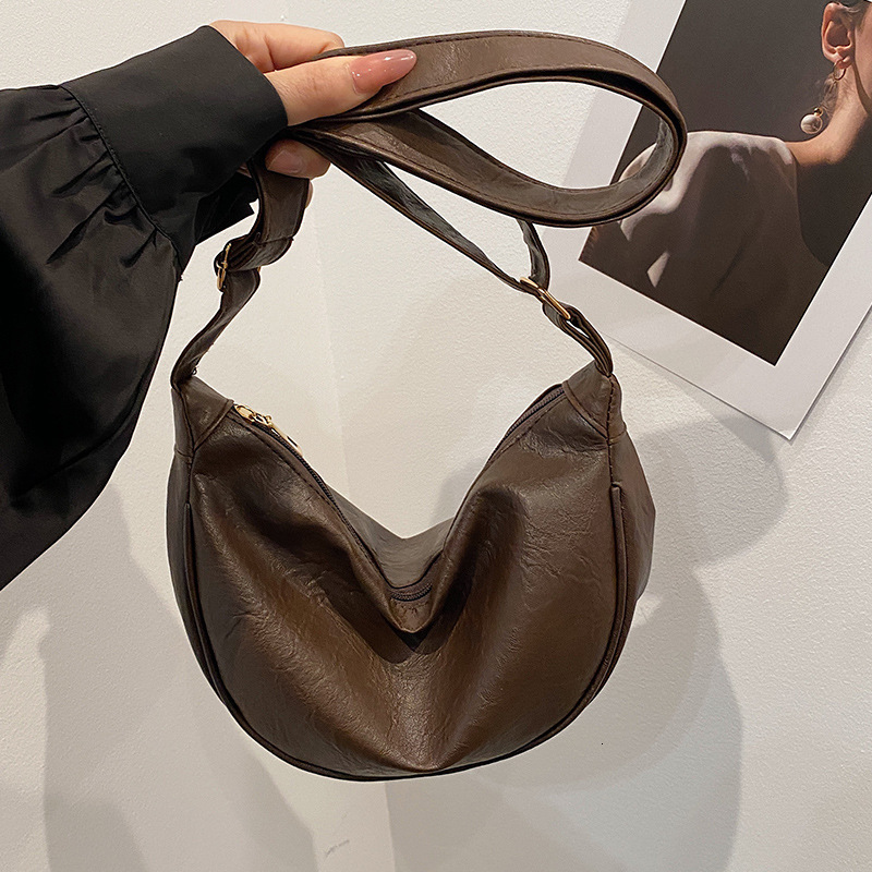 new fashionable women s crossbody bag Instagram designer niche multifunctional shoulder bag trend shoulder bag bag